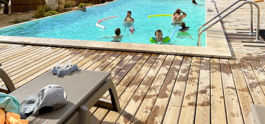 camping-kevano-piscine Camping Le Kévano en Corse du Sud