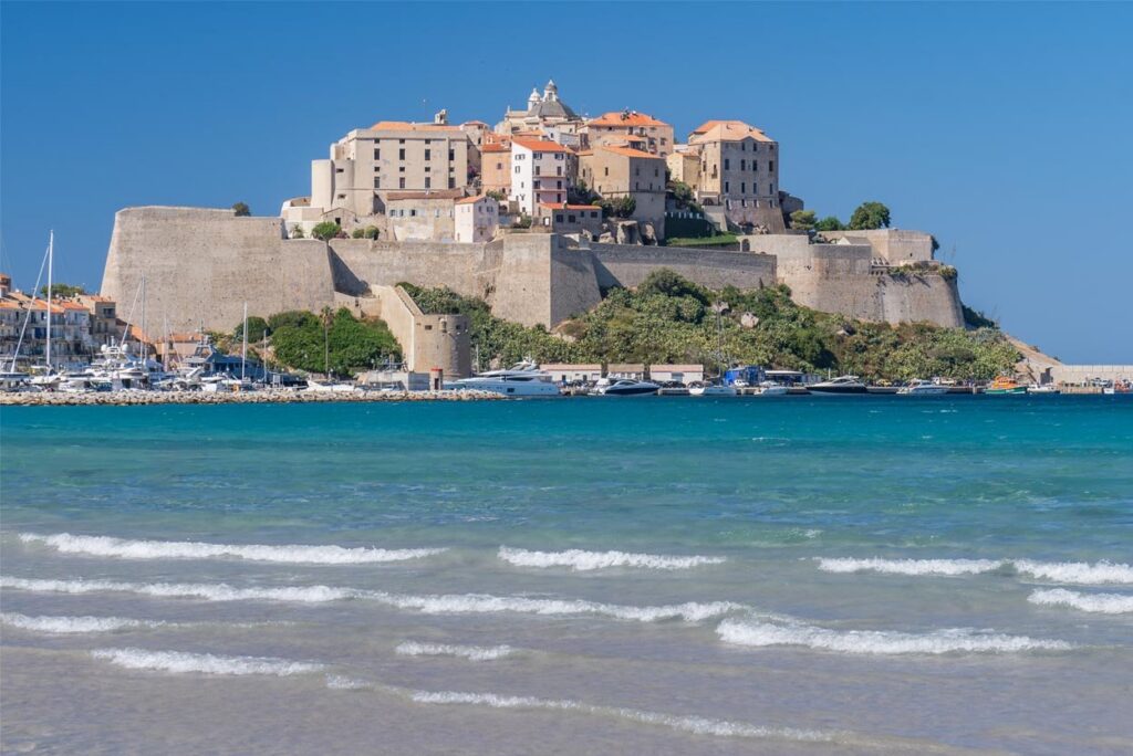 Quel camping choisir autour de Calvi ?