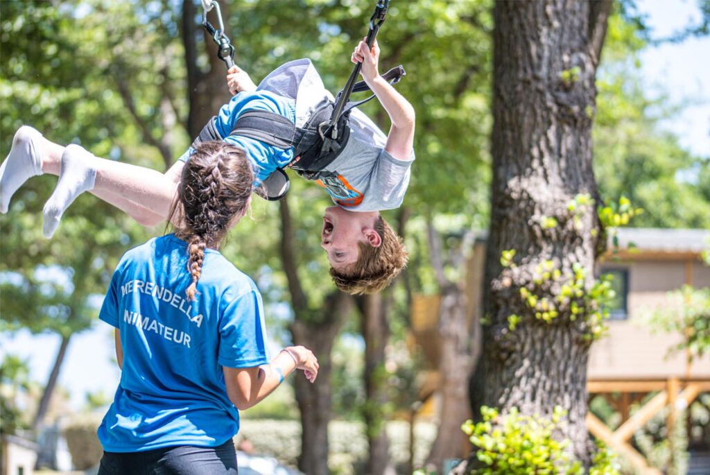 Quels campings en Corse proposent des activités pour enfants