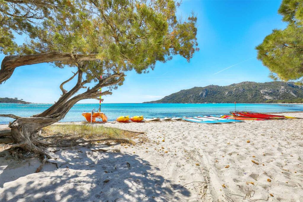 Meilleurs Campings en Corse avec les pieds dans l'eau