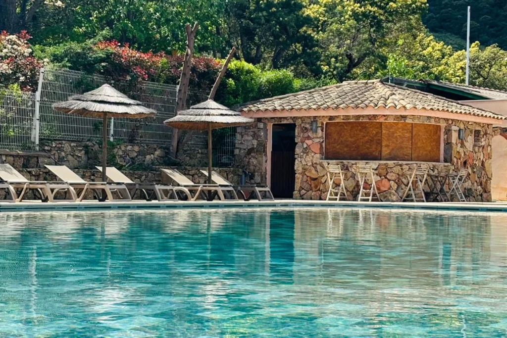 Camping U Pirellu à Porto-Vecchio proche de la mer