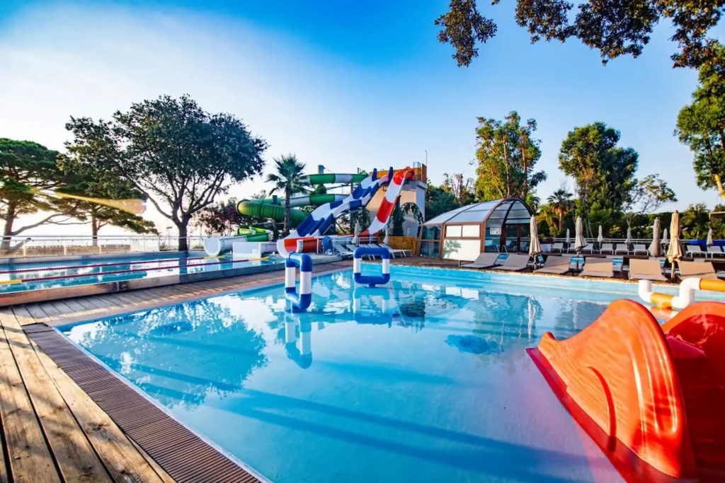 choisir-camping-parc-aquatique